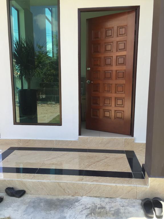 Vila Ayah كوتا بْهارو المظهر الخارجي الصورة